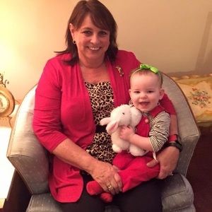 Meet your Posher, Laura